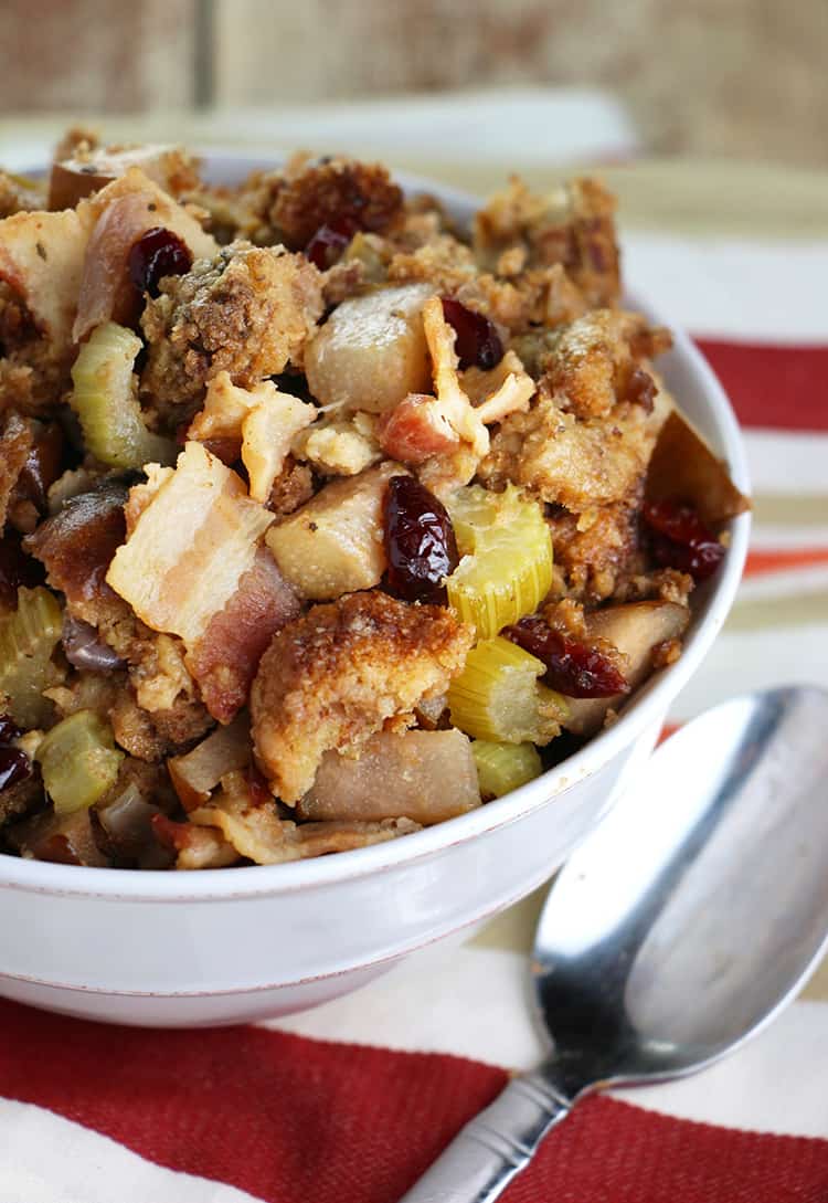 Bacon & Pear Slow Cooker Stuffing_3