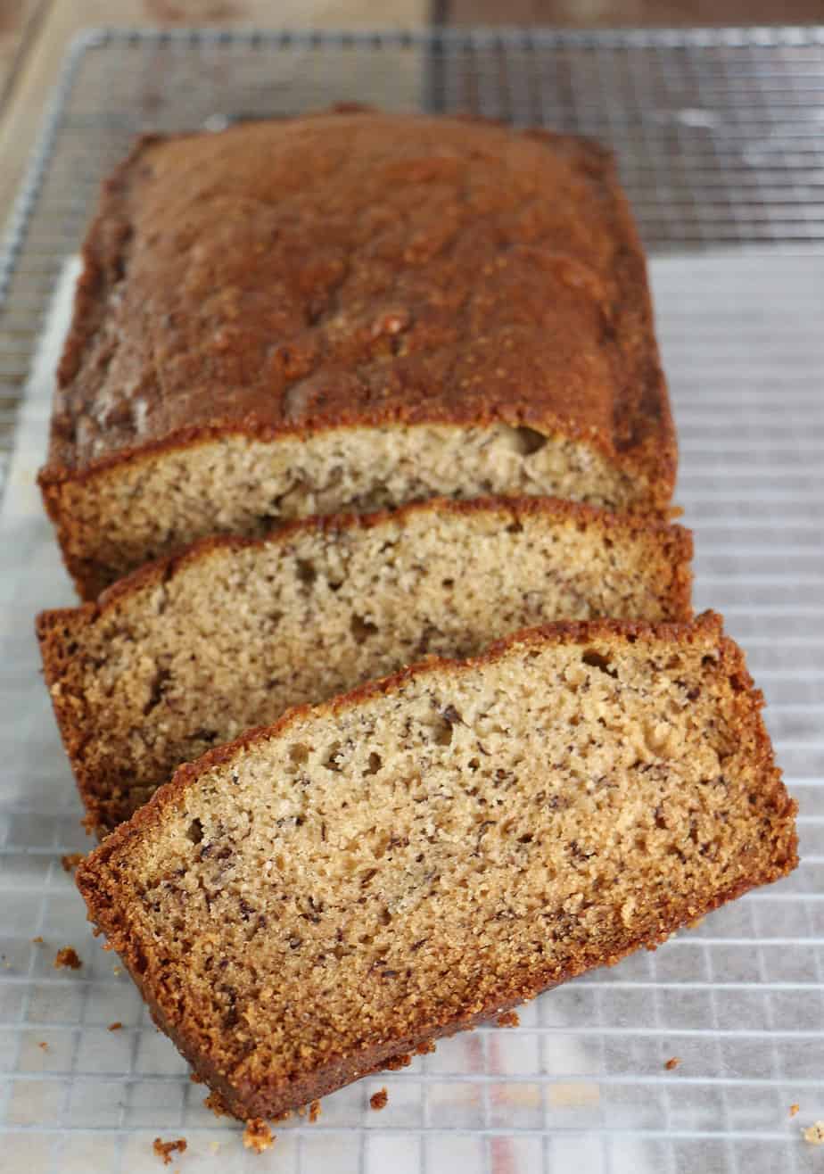 moms-quick-and-easy-banana-bread_4