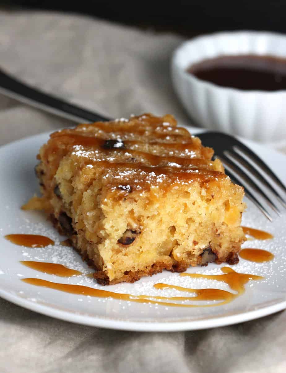tropical-sheet-cake-with-rum-butter-sauce_1